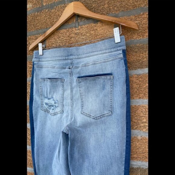 SPANX Distressed Skinny Jeans with Side Stripe Large - Picture 3 of 9